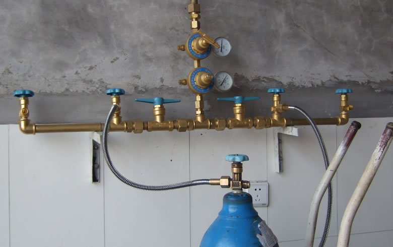 集中供氧匯流排