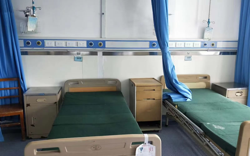 病房設(shè)備帶安裝效果